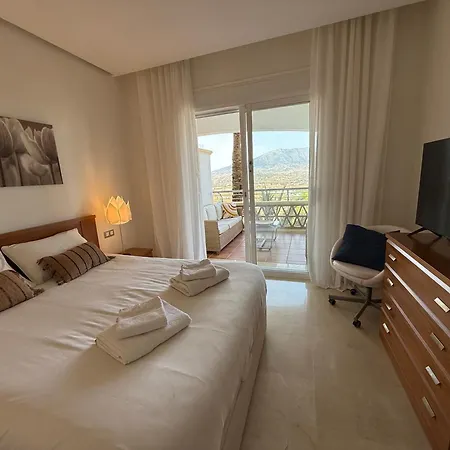 Beautiful Luxurious 2 Bedroom With A Breathtaking View At La Cala Golf Daire *