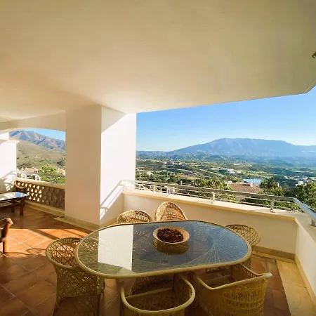 Beautiful Luxurious 2 Bedroom With A Breathtaking View At La Cala Golf Apartment